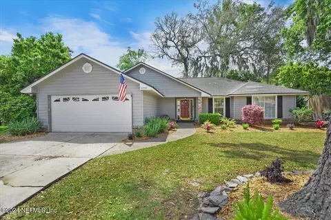10950 Berkshire Ln, Jacksonville, FL 32225