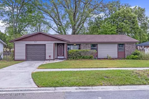 753 Perryman Ln E, Jacksonville, FL 32221