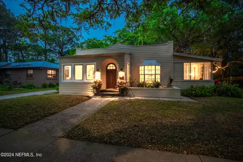 88 Colon Ave, Saint Augustine, FL 32084