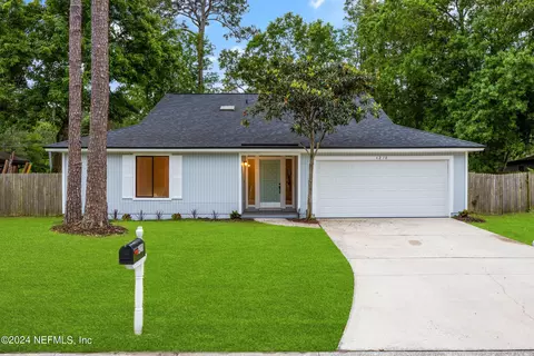 4278 Tanglewilde Dr S, Jacksonville, FL 32257