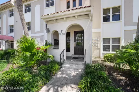10 10th St #34, Atlantic Beach, FL 32233