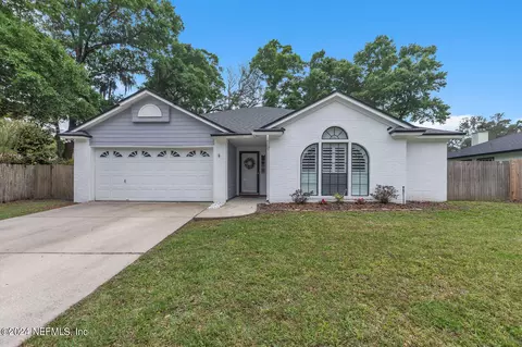 12496 Windy Willows Dr, Jacksonville, FL 32225