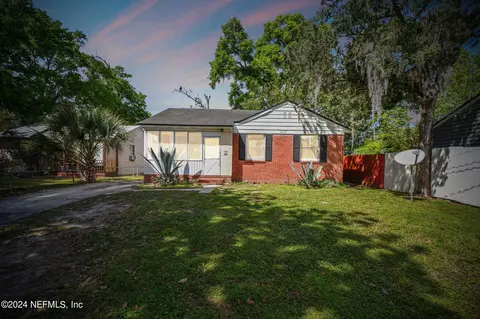 2277 Lake Shore Blvd, Jacksonville, FL 32210