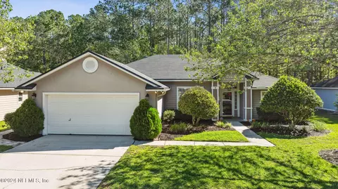 120 Southern Grove Dr, Saint Johns, FL 32259