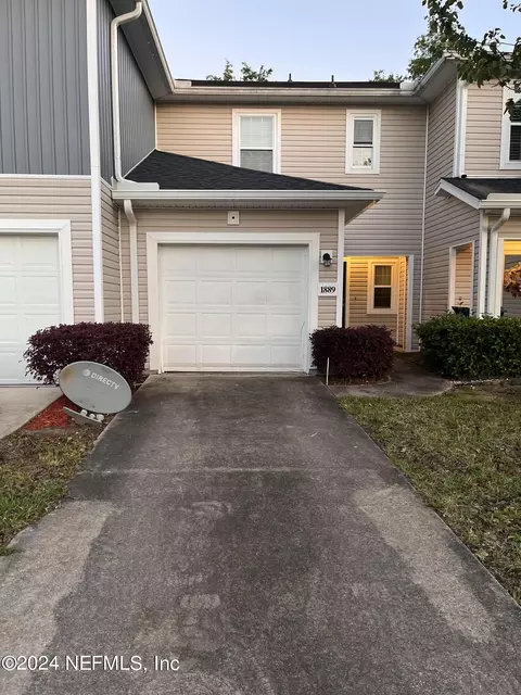 1889 Biscayne Bay Cir, Jacksonville, FL 32218