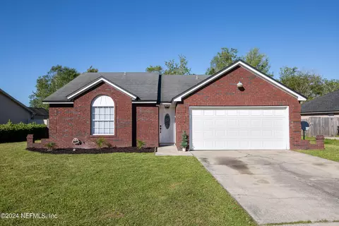 3346 Deerfield Pointe Dr, Orange Park, FL 32073
