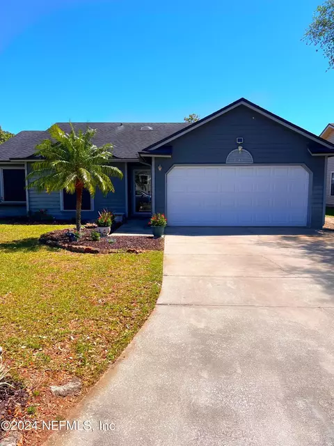 3443 Grenoble Dr, Jacksonville, FL 32277