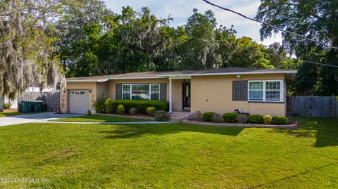 809 Wren Rd, Jacksonville, FL 32216