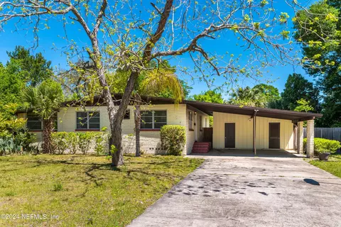 3209 Fruitwood Ln, Jacksonville, FL 32277