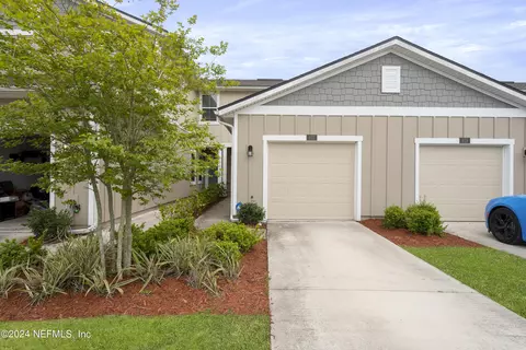 857 Capitol Pkwy, Jacksonville, FL 32218