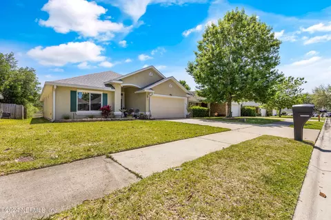1845 Creekview Dr, Green Cove Springs, FL 32043