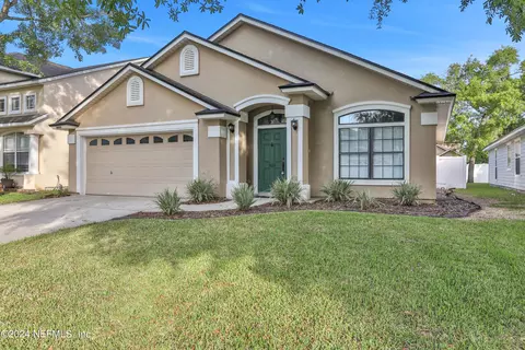 3623 Live Oak Hollow Dr, Orange Park, FL 32065