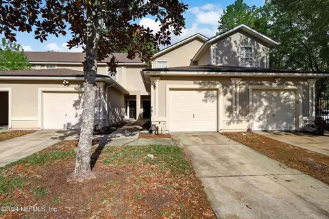 4847 Playpen Dr, Jacksonville, FL 32210