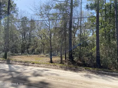 2410 Daisy St, Middleburg, FL 32068