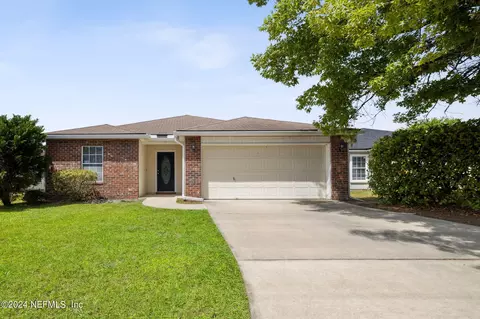 9623 Watershed Dr E, Jacksonville, FL 32220