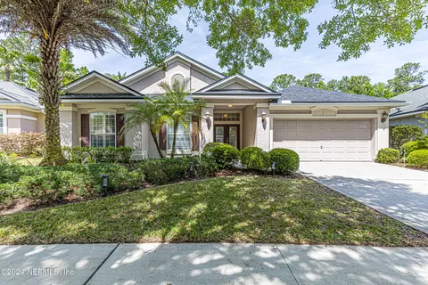 6511 Silver Glen Dr, Jacksonville, FL 32258