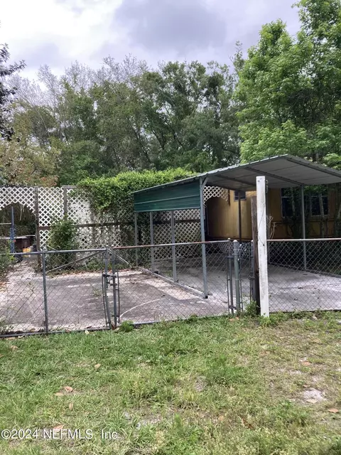 749 Ridgeline Rd, Satsuma, FL 32189