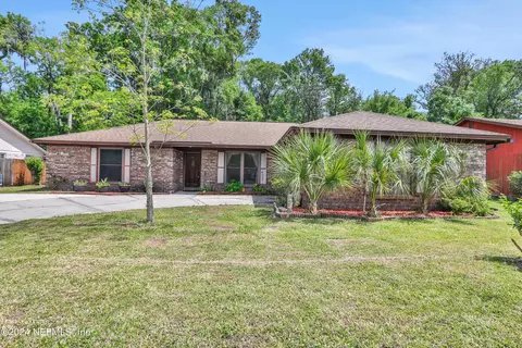 1215 Dolphin St, Orange Park, FL 32073