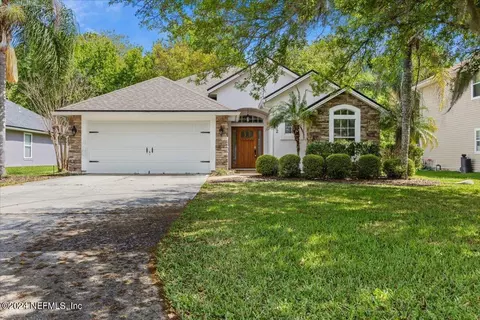 572 N Bridgestone Ave, Jacksonville, FL 32259