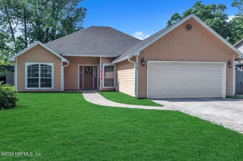 3170 Sweetwater Oaks Dr S, Jacksonville, FL 32223