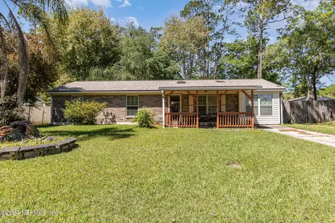 1680 Susan Dr, Middleburg, FL 32068
