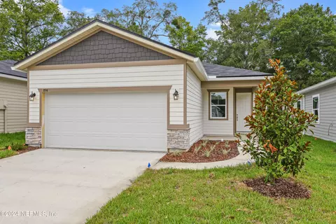 894 Cedar Slough Dr, Jacksonville, FL 32220