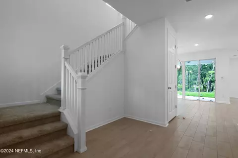902 Cedar Slough Dr, Jacksonville, FL 32220