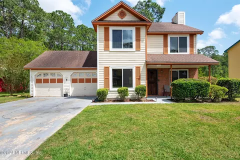 11463 Blossom Ridge Dr, Jacksonville, FL 32218
