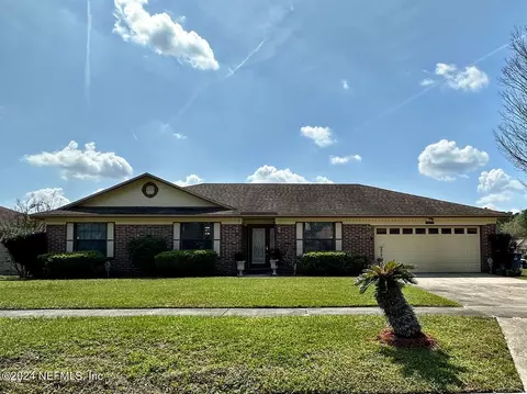 1858 Key Biscayne Dr N, Jacksonville, FL 32218