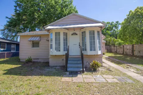 5613 Long St, Jacksonville, FL 32208