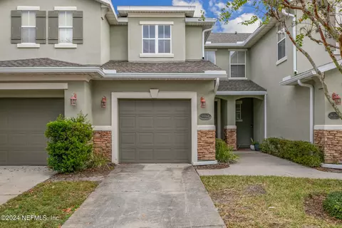 8881 Shell Island Dr, Jacksonville, FL 32216