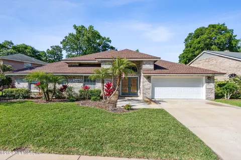 2376 Covington Creek Cir E, Jacksonville, FL 32224