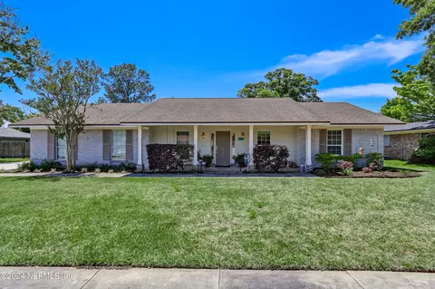 2474 Blackbeard Dr, Jacksonville, FL 32224
