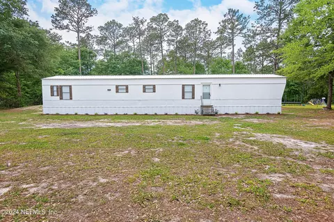 13518 E Tall Pine Rd, Macclenny, FL 32063