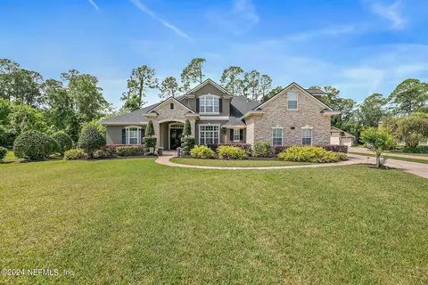 329 Summerset Dr, Saint Johns, FL 32259