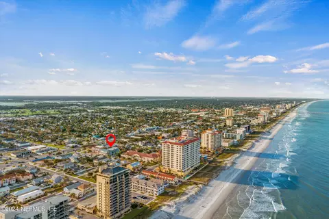 1026 2nd St S #D, Jacksonville Beach, FL 32250