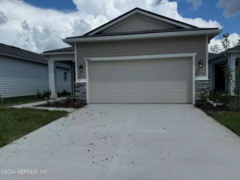 5862 Tomahawk Lake Dr, Jacksonville, FL 32254