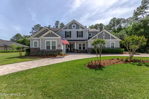 1563 Green Moss Ln, Orange Park, FL 32065