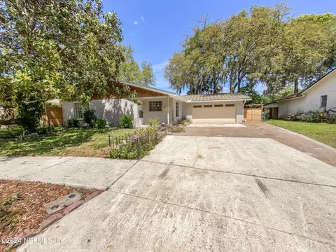 11631 Mossy Way, Jacksonville, FL 32223