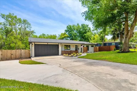 1555 Aletha Dr, Jacksonville, FL 32211