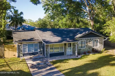 327 St Augustine South Dr, Saint Augustine, FL 32086