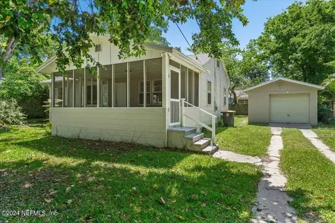 960 Douglas Cir, Jacksonville, FL 32254