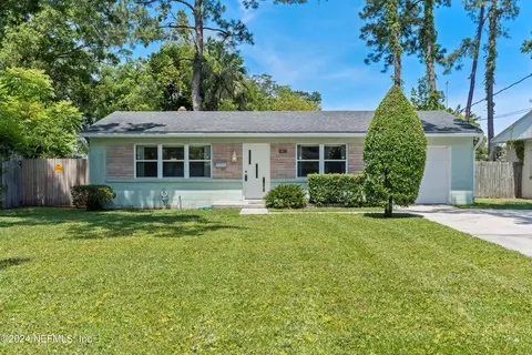 3433 Bark St, Jacksonville, FL 32207