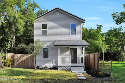 13 Travis Pl, Saint Augustine, FL 32084