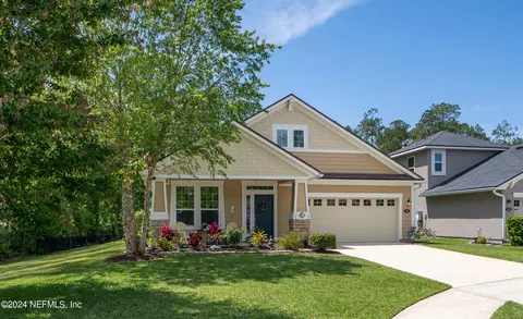 398 Aspen Leaf Dr, Jacksonville, FL 32256