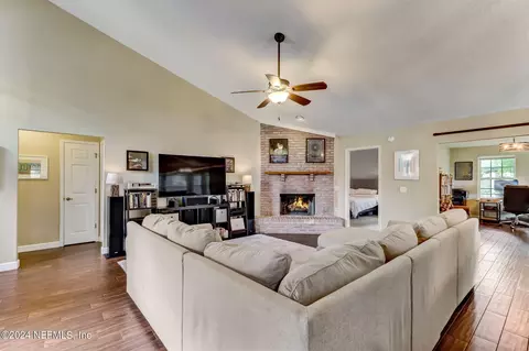 8721 Goodbys Trace Ct, Jacksonville, FL 32217
