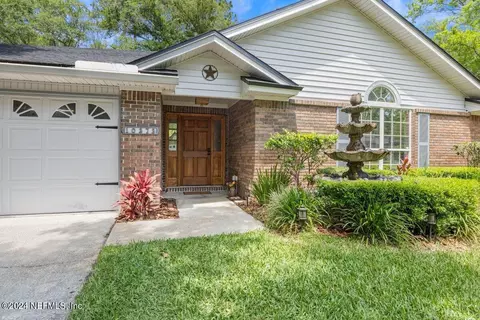 10373 Birchfield Dr, Jacksonville, FL 32221