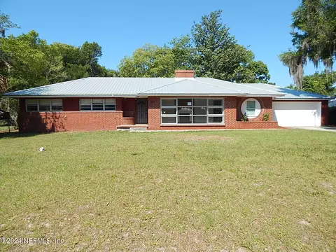 1520 Prospect St, Palatka, FL 32177
