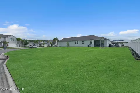 106 Creekmore Dr, Saint Augustine, FL 32092