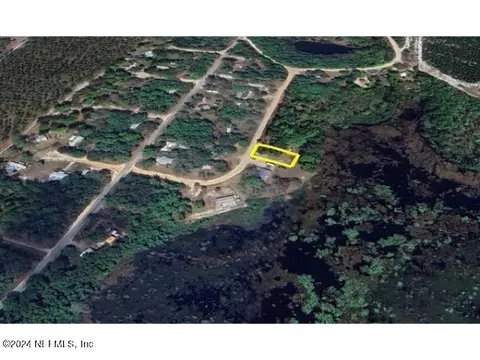 120 Riverside Trl, Satsuma, FL 32189